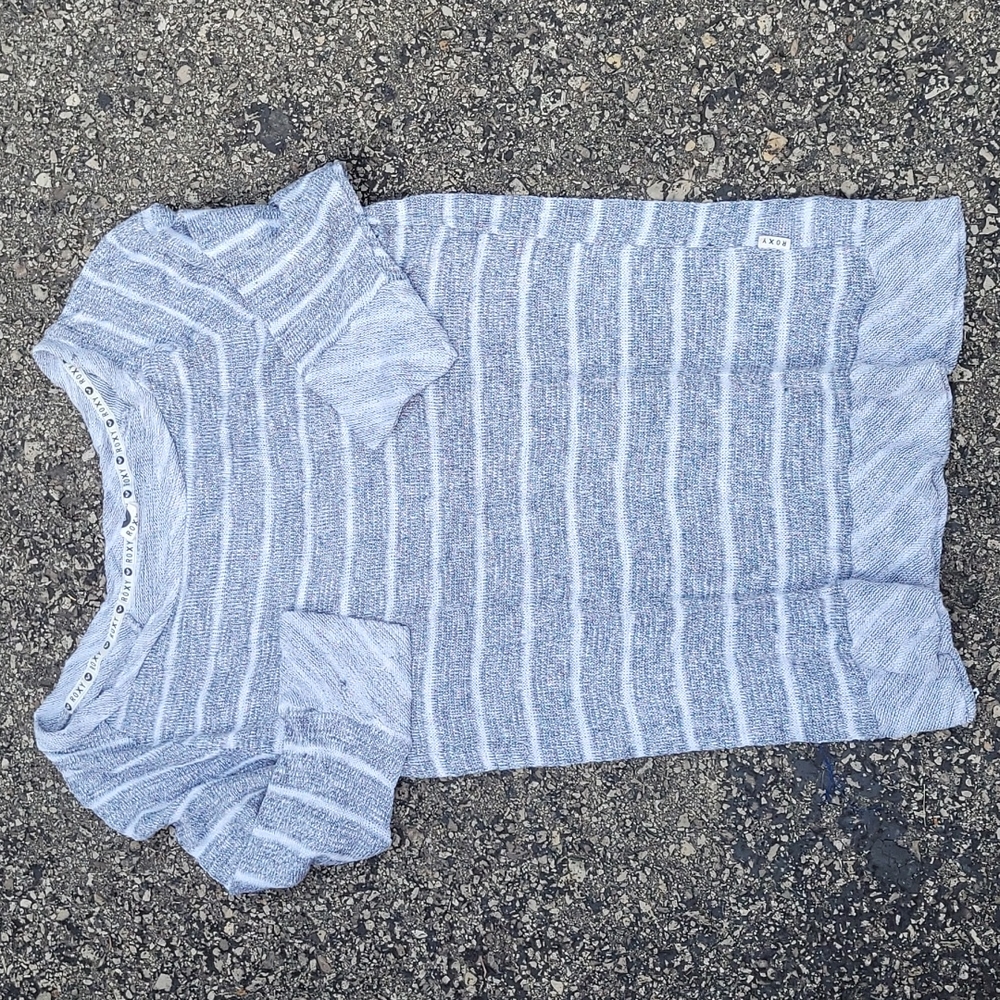 ✅️3/$40 ROXY fine yarn sweater 3/4 sleeve